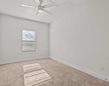 600 Melba Street - Photo Thumbnail 22