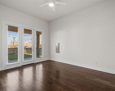 600 Melba Street - Photo Thumbnail 5