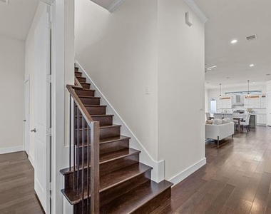 600 Melba Street - Photo Thumbnail 4