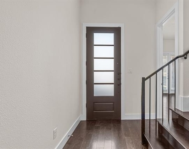 600 Melba Street - Photo Thumbnail 3