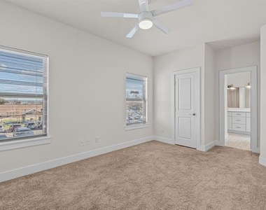 600 Melba Street - Photo Thumbnail 20