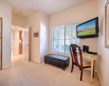 127 Villa Court - Photo Thumbnail 29