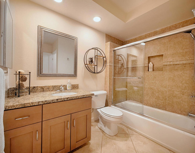 127 Villa Court - Photo Thumbnail 26