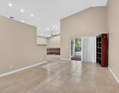 3511 Nw 4th Avenue - Photo Thumbnail 21