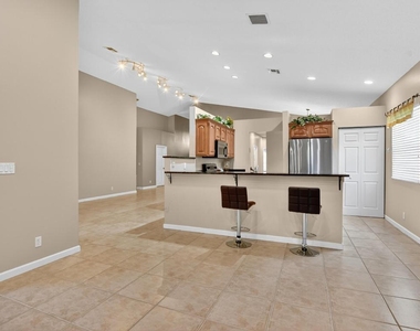 3511 Nw 4th Avenue - Photo Thumbnail 14