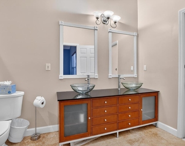 3511 Nw 4th Avenue - Photo Thumbnail 15