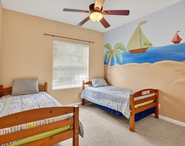 3511 Nw 4th Avenue - Photo Thumbnail 3