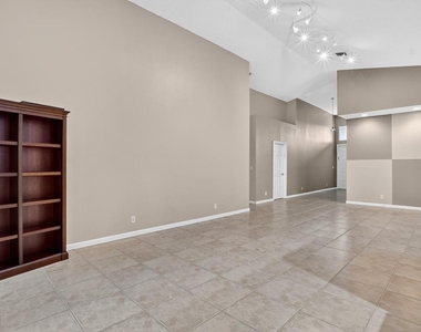 3511 Nw 4th Avenue - Photo Thumbnail 19