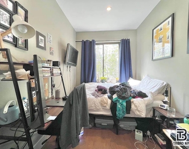 447 Meeker Avenue - Photo Thumbnail 4