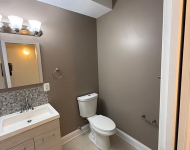532 8th Street Se - Photo Thumbnail 9