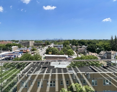 703 Madison Street - Photo Thumbnail 24