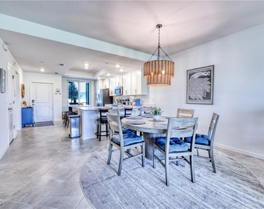 15195 Bluffton - Photo Thumbnail 7