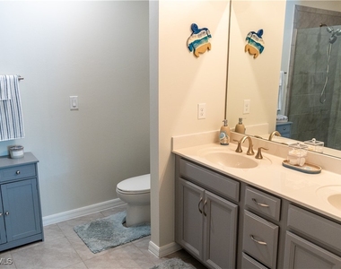 14888 Edgewater Circle - Photo Thumbnail 5