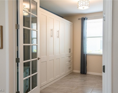 14888 Edgewater Circle - Photo Thumbnail 15