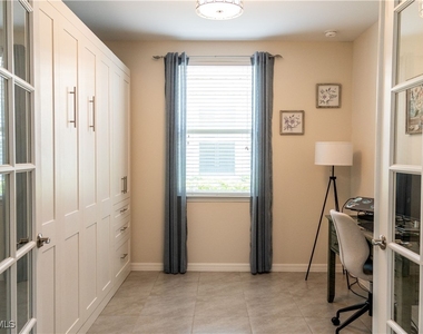 14888 Edgewater Circle - Photo Thumbnail 17
