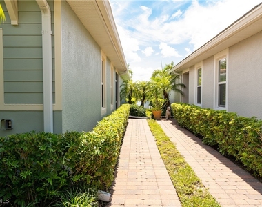 14888 Edgewater Circle - Photo Thumbnail 32