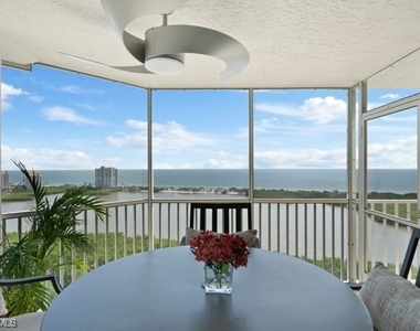 5550 Heron Point Dr - Photo Thumbnail 10