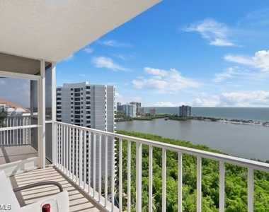 5550 Heron Point Dr - Photo Thumbnail 15
