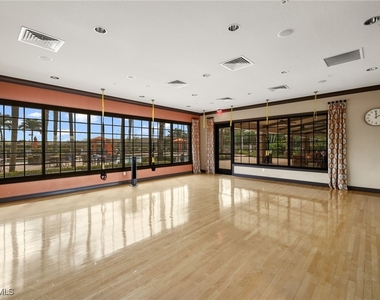 8502 Palacio Terrace N - Photo Thumbnail 32