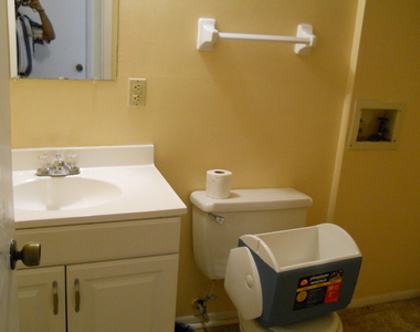 3513 Tree Ridge Lane Ne - Photo Thumbnail 8
