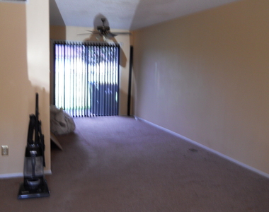 3513 Tree Ridge Lane Ne - Photo Thumbnail 10