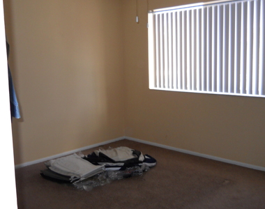 3513 Tree Ridge Lane Ne - Photo Thumbnail 7