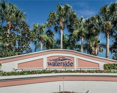 5026 Coquina Key Drive Se - Photo Thumbnail 20
