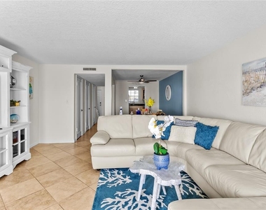 5026 Coquina Key Drive Se - Photo Thumbnail 9