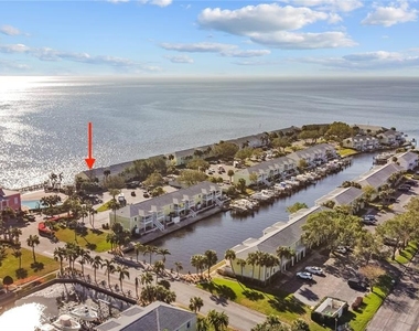 5026 Coquina Key Drive Se - Photo Thumbnail 26