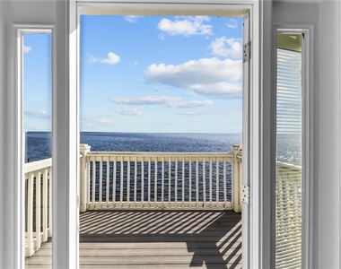 5026 Coquina Key Drive Se - Photo Thumbnail 17