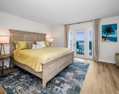 5026 Coquina Key Drive Se - Photo Thumbnail 11