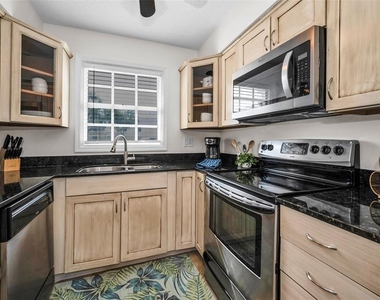 5026 Coquina Key Drive Se - Photo Thumbnail 37