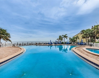 5026 Coquina Key Drive Se - Photo Thumbnail 43