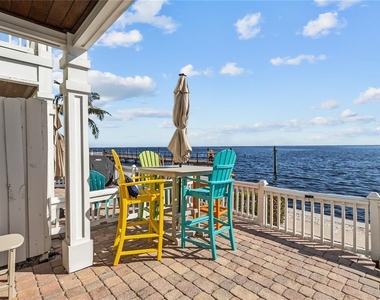 5026 Coquina Key Drive Se - Photo Thumbnail 4