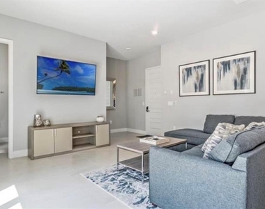 7773 Spectrum Drive - Photo Thumbnail 7
