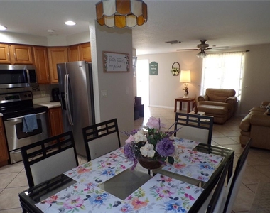 182 Chelsea Court Nw - Photo Thumbnail 5