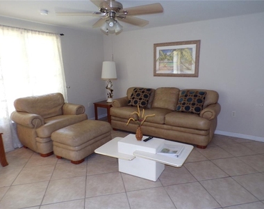 182 Chelsea Court Nw - Photo Thumbnail 6
