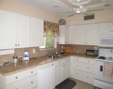 8158 Fay Avenue - Photo Thumbnail 6