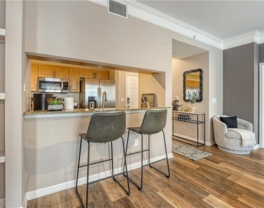 1064 N Tamiami Trail - Photo Thumbnail 8