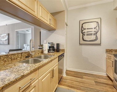 1064 N Tamiami Trail - Photo Thumbnail 10