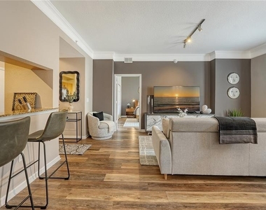 1064 N Tamiami Trail - Photo Thumbnail 9