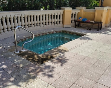 750 N Tamiami Trail - Photo Thumbnail 19