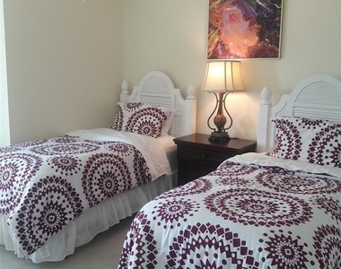 750 N Tamiami Trail - Photo Thumbnail 12