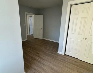 455 Main Street - Photo Thumbnail 1