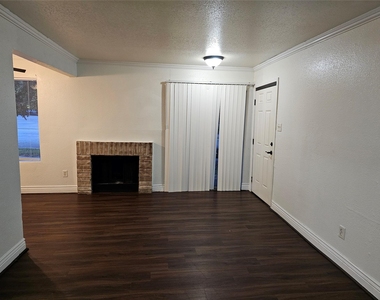 12647 Ashford Meadow Drive - Photo Thumbnail 3