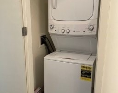 353 E Bonneville Avenue - Photo Thumbnail 18