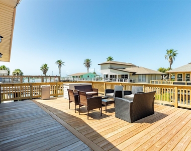 4421 Pelican Road - Photo Thumbnail 3