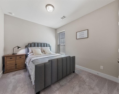 29635 Burcreek - Photo Thumbnail 10