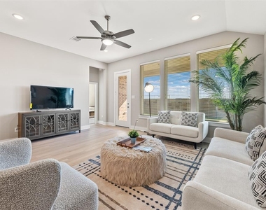 29635 Burcreek - Photo Thumbnail 4