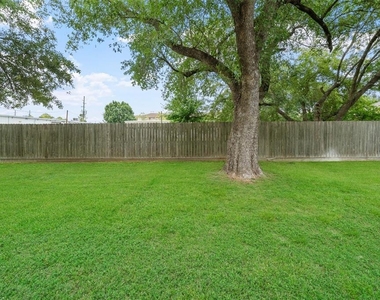 14702 Westway Lane - Photo Thumbnail 25